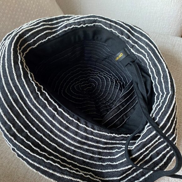 Chapeau protège soleil noir et blanc ajustable - Picture 4 of 7